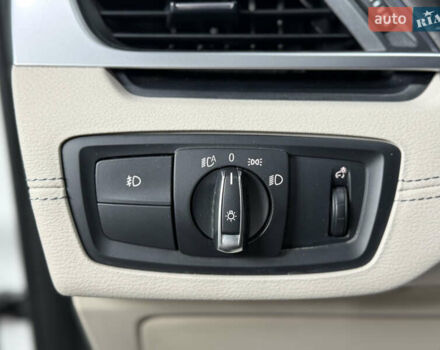 Белый БМВ X2, объемом двигателя 2 л и пробегом 56 тыс. км за 22900 $, фото 31 на Automoto.ua