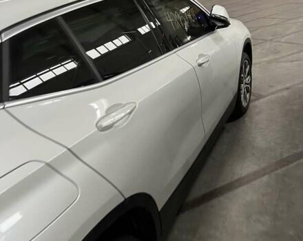 Белый БМВ X2, объемом двигателя 2 л и пробегом 70 тыс. км за 17000 $, фото 17 на Automoto.ua