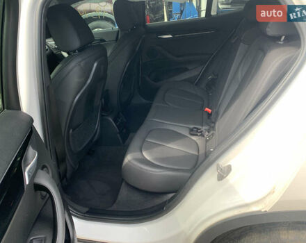 Белый БМВ X2, объемом двигателя 2 л и пробегом 70 тыс. км за 17000 $, фото 21 на Automoto.ua