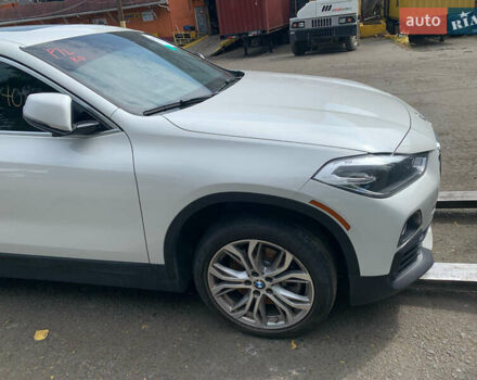Белый БМВ X2, объемом двигателя 2 л и пробегом 70 тыс. км за 17000 $, фото 4 на Automoto.ua