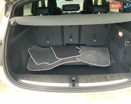 Белый БМВ X2, объемом двигателя 2 л и пробегом 70 тыс. км за 17000 $, фото 24 на Automoto.ua