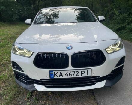 Белый БМВ X2, объемом двигателя 2 л и пробегом 139 тыс. км за 20727 $, фото 1 на Automoto.ua