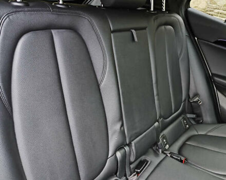 Белый БМВ X2, объемом двигателя 2 л и пробегом 119 тыс. км за 25499 $, фото 35 на Automoto.ua