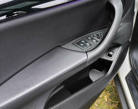 Белый БМВ X2, объемом двигателя 2 л и пробегом 119 тыс. км за 25499 $, фото 25 на Automoto.ua