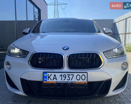 Белый БМВ X2, объемом двигателя 2 л и пробегом 122 тыс. км за 19500 $, фото 1 на Automoto.ua