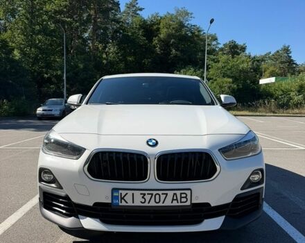 Белый БМВ X2, объемом двигателя 2 л и пробегом 108 тыс. км за 24500 $, фото 1 на Automoto.ua
