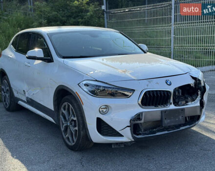 Белый БМВ X2, объемом двигателя 2 л и пробегом 120 тыс. км за 14900 $, фото 1 на Automoto.ua