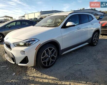 Белый БМВ X2, объемом двигателя 0 л и пробегом 50 тыс. км за 6000 $, фото 1 на Automoto.ua