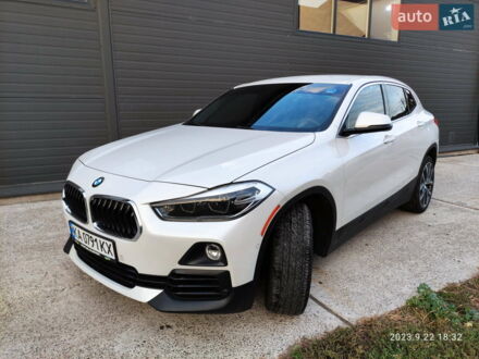 Белый БМВ X2, объемом двигателя 2 л и пробегом 82 тыс. км за 21000 $, фото 1 на Automoto.ua