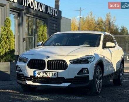 БМВ X2 2018 в Львове на Automoto.ua Белый БМВ X2, объемом двигателя 2 л и пробегом 137 тыс. км за 23500 $, фото 1 на Automoto.ua