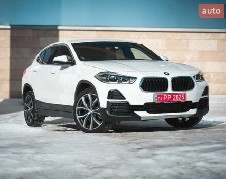 Белый БМВ X2, объемом двигателя 0 л и пробегом 68 тыс. км за 21500 $, фото 1 на Automoto.ua