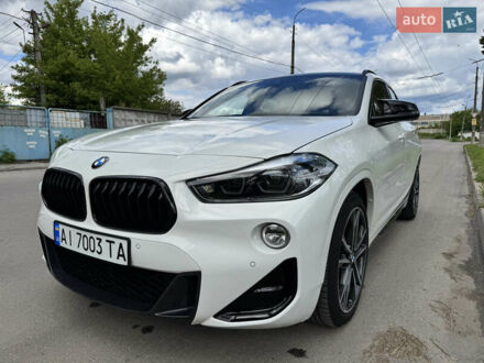 Белый БМВ X2, объемом двигателя 2 л и пробегом 139 тыс. км за 29700 $, фото 1 на Automoto.ua