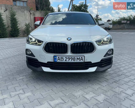 Белый БМВ X2, объемом двигателя 2 л и пробегом 113 тыс. км за 24400 $, фото 1 на Automoto.ua