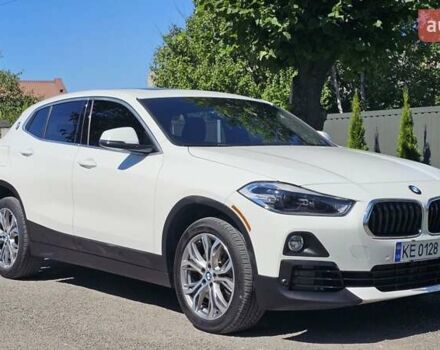 Белый БМВ X2, объемом двигателя 2 л и пробегом 84 тыс. км за 22800 $, фото 1 на Automoto.ua