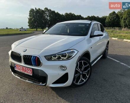 Белый БМВ X2, объемом двигателя 2 л и пробегом 43 тыс. км за 24900 $, фото 1 на Automoto.ua