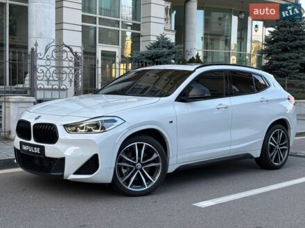 Белый БМВ X2, объемом двигателя 2 л и пробегом 15 тыс. км за 32900 $, фото 1 на Automoto.ua
