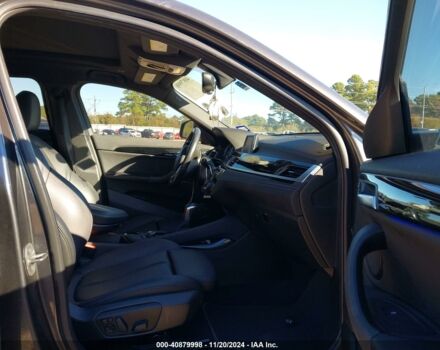 Черный БМВ X2, объемом двигателя 2 л и пробегом 94 тыс. км за 16500 $, фото 8 на Automoto.ua