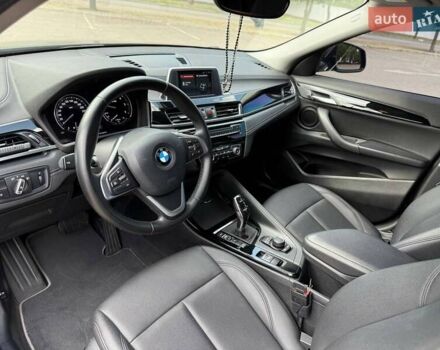 Черный БМВ X2, объемом двигателя 2 л и пробегом 76 тыс. км за 27700 $, фото 28 на Automoto.ua