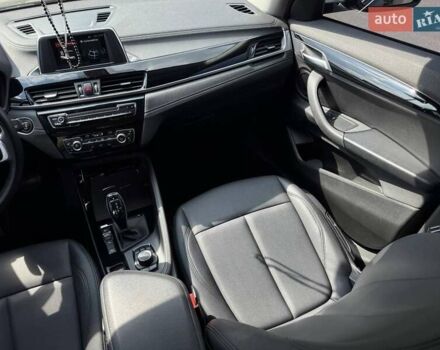 Черный БМВ X2, объемом двигателя 2 л и пробегом 76 тыс. км за 27200 $, фото 44 на Automoto.ua
