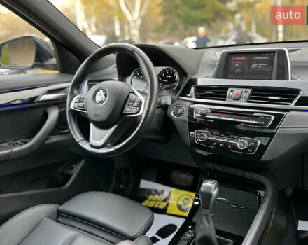 Черный БМВ X2, объемом двигателя 2 л и пробегом 60 тыс. км за 22800 $, фото 24 на Automoto.ua