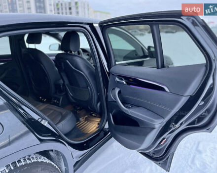 Черный БМВ X2, объемом двигателя 2 л и пробегом 92 тыс. км за 28500 $, фото 24 на Automoto.ua