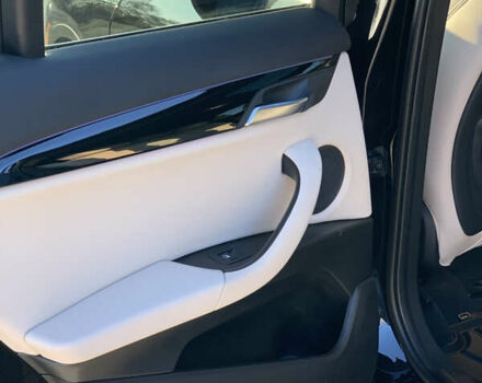 Чорний БМВ X2, об'ємом двигуна 2 л та пробігом 135 тис. км за 22999 $, фото 39 на Automoto.ua