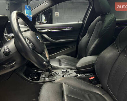 Черный БМВ X2, объемом двигателя 2 л и пробегом 58 тыс. км за 28000 $, фото 8 на Automoto.ua