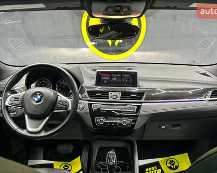 Черный БМВ X2, объемом двигателя 2 л и пробегом 58 тыс. км за 28000 $, фото 10 на Automoto.ua