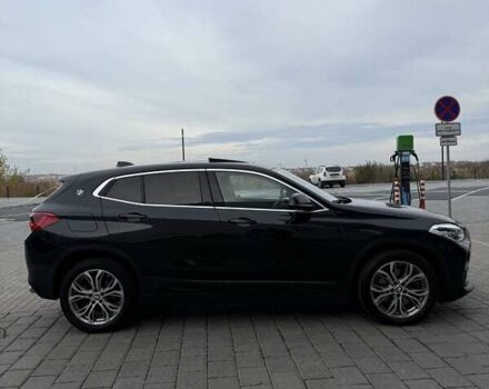 Черный БМВ X2, объемом двигателя 2 л и пробегом 165 тыс. км за 20500 $, фото 9 на Automoto.ua