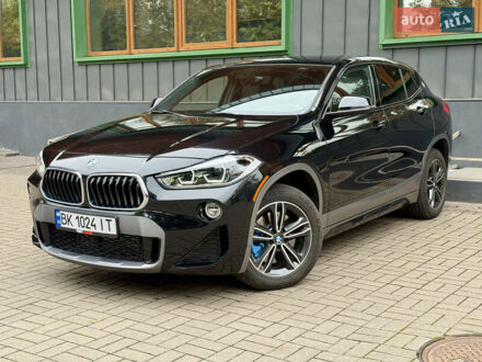 Черный БМВ X2, объемом двигателя 2 л и пробегом 56 тыс. км за 23900 $, фото 1 на Automoto.ua