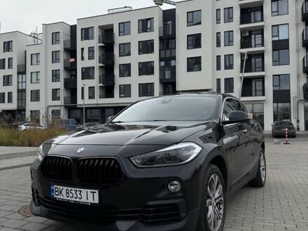 Черный БМВ X2, объемом двигателя 2 л и пробегом 165 тыс. км за 20500 $, фото 1 на Automoto.ua