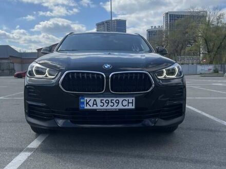 Чорний БМВ X2, об'ємом двигуна 1.5 л та пробігом 25 тис. км за 38500 $, фото 1 на Automoto.ua