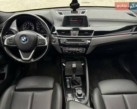 Жовтий БМВ X2, об'ємом двигуна 2 л та пробігом 63 тис. км за 18850 $, фото 5 на Automoto.ua