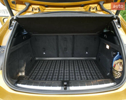 Желтый БМВ X2, объемом двигателя 2 л и пробегом 66 тыс. км за 33500 $, фото 24 на Automoto.ua