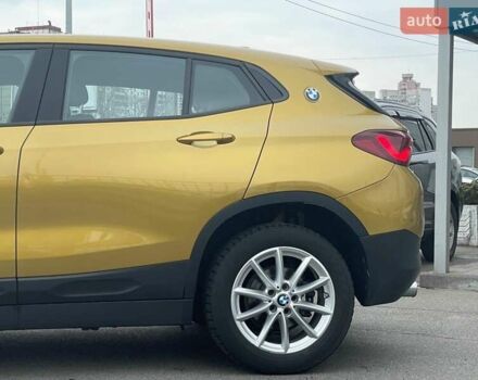 Жовтий БМВ X2, об'ємом двигуна 1.5 л та пробігом 35 тис. км за 34283 $, фото 25 на Automoto.ua