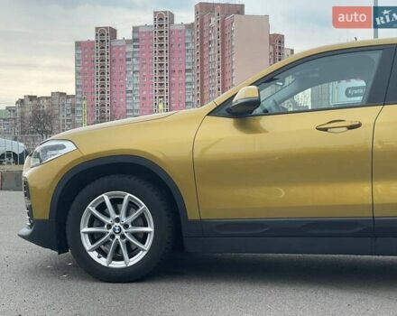 Жовтий БМВ X2, об'ємом двигуна 1.5 л та пробігом 35 тис. км за 34283 $, фото 24 на Automoto.ua