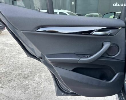 Серый БМВ X2, объемом двигателя 2 л и пробегом 88 тыс. км за 22690 $, фото 19 на Automoto.ua