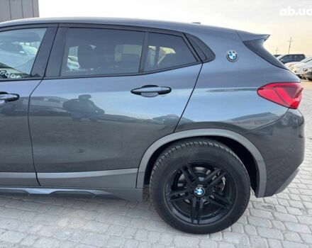 Серый БМВ X2, объемом двигателя 2 л и пробегом 88 тыс. км за 22690 $, фото 4 на Automoto.ua