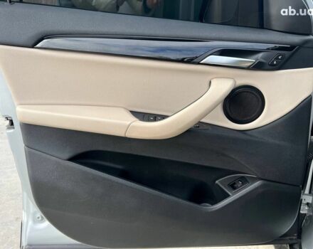 Сірий БМВ X2, об'ємом двигуна 2 л та пробігом 64 тис. км за 19640 $, фото 14 на Automoto.ua