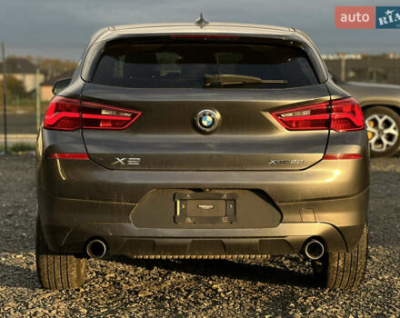 БМВ X2 2018 в Луцке на Automoto.ua Серый БМВ X2, объемом двигателя 2 л и пробегом 133 тыс. км за 12900 $, фото 4 на Automoto.ua