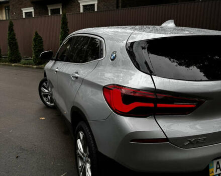 Серый БМВ X2, объемом двигателя 2 л и пробегом 114 тыс. км за 25000 $, фото 10 на Automoto.ua