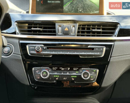 БМВ X2 2018 в Луцке на Automoto.ua Серый БМВ X2, объемом двигателя 2 л и пробегом 133 тыс. км за 12900 $, фото 12 на Automoto.ua