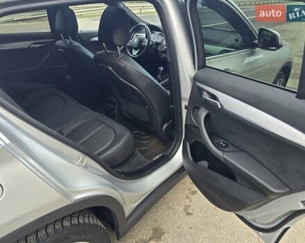 Сірий БМВ X2, об'ємом двигуна 2 л та пробігом 57 тис. км за 21499 $, фото 52 на Automoto.ua
