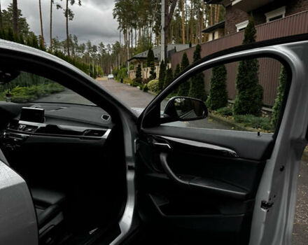 Серый БМВ X2, объемом двигателя 2 л и пробегом 114 тыс. км за 25000 $, фото 30 на Automoto.ua