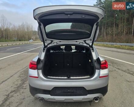 Сірий БМВ X2, об'ємом двигуна 2 л та пробігом 57 тис. км за 21499 $, фото 31 на Automoto.ua
