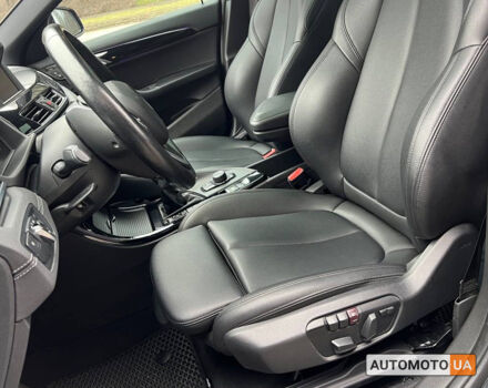 Сірий БМВ X2, об'ємом двигуна 2 л та пробігом 43 тис. км за 28000 $, фото 7 на Automoto.ua
