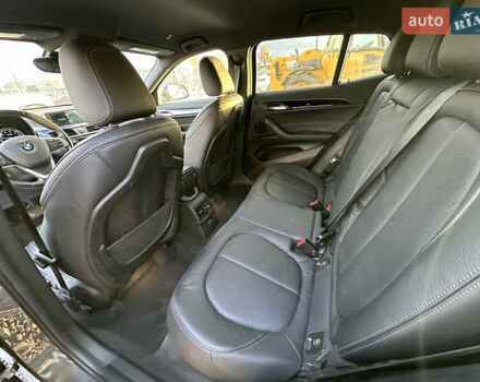 БМВ X2 2018 в Луцке на Automoto.ua Серый БМВ X2, объемом двигателя 2 л и пробегом 133 тыс. км за 12900 $, фото 16 на Automoto.ua