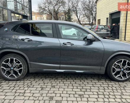 Серый БМВ X2, объемом двигателя 2 л и пробегом 145 тыс. км за 21500 $, фото 7 на Automoto.ua