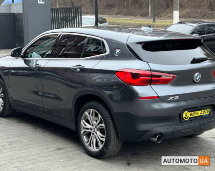 Сірий БМВ X2, об'ємом двигуна 2 л та пробігом 43 тис. км за 28000 $, фото 3 на Automoto.ua