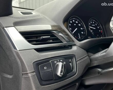 Серый БМВ X2, объемом двигателя 2 л и пробегом 130 тыс. км за 21990 $, фото 2 на Automoto.ua